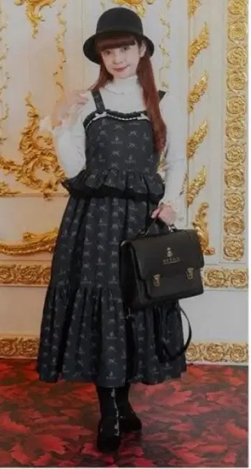 새상품 아오키 미사코 니나스 Nina's 페플럼 오버롤 스커트 블랙