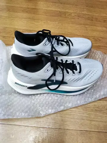 브룩스 글리세린 맥스 Glycerin max 2 28.5cm