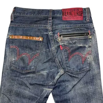 [ EDWIN ] 에드윈 EB0001 블루 트립 지퍼 스트레이트