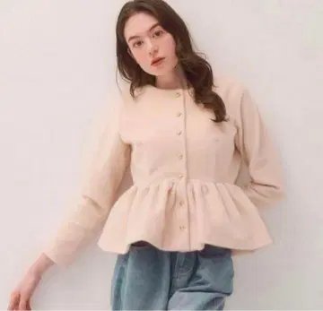 muguet peplum tops 4월 상순까지 판매