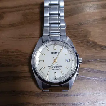 REGUNO 솔라 배터리 아이보리 다이얼 시계