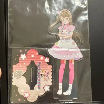 미나미 코토리 아크릴 스탠드 산리오 콜라보