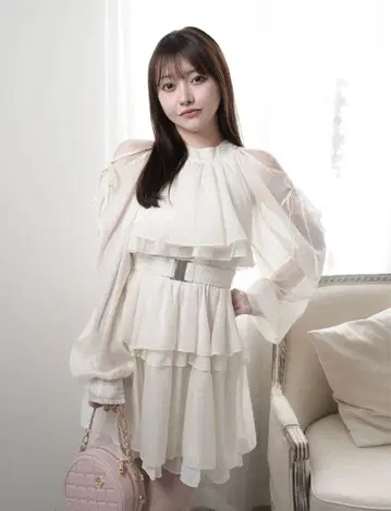 티어드 플레어 에어리 원피스 아이보리 LIP SERVICE