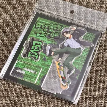 진격의 거인 아크릴 스탠드 리바이 Skater ver. 새상품