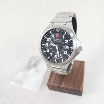 [ 새상품급 ] Victorinox 빅토리녹스 24178 남성용 손목시계