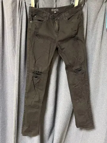 EMPYRE 블랙 스키니 데님 34 사이즈