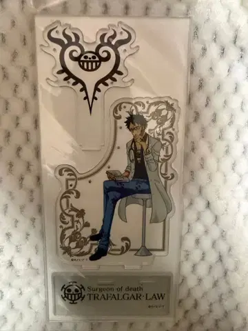 원피스 트라팔가 로우 액세서리 스탠드