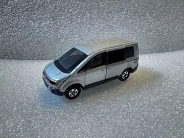 토미카 34 미쓰비시 델리카 D5