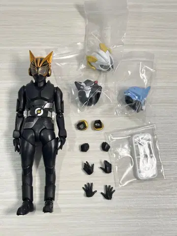 S.H.Figuarts 가면라이더 기츠 나르고 엔트리 레이즈 아츠