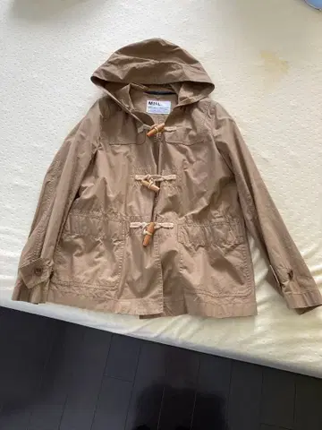 가격 대폭 인하 MHL. 후드 부착 베이지 자켓 사이즈 1