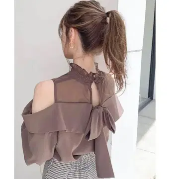 dazzlin 튤 레이어드 셔츠 칼라 블라우스 브라운