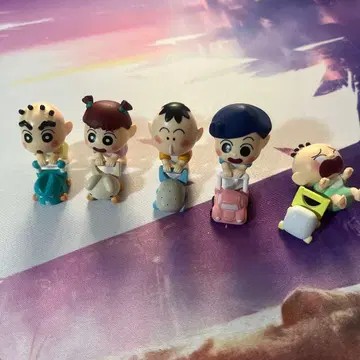 짱구는 못말려 baby 아장아장 산책 가챠가챠 컴프 피규어