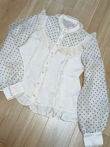 Angelic pretty 도트 무늬 프릴 셔츠 화이트