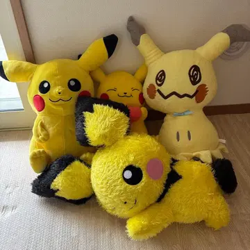 피카츄 봉제 인형 세트