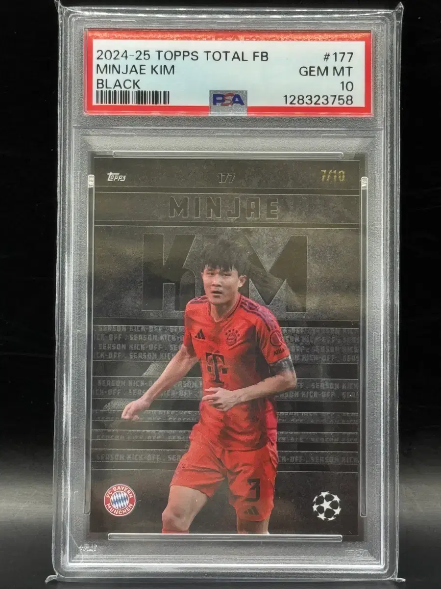 TOPPS 김민재 10한정 PSA 10 POP 1 판매합니다.