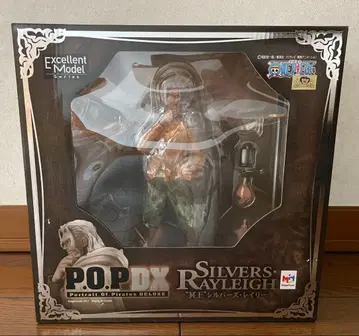 P.O.P DX 실버즈 레이리 피규어