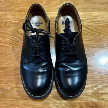 Dr. Martens 1461 UK6