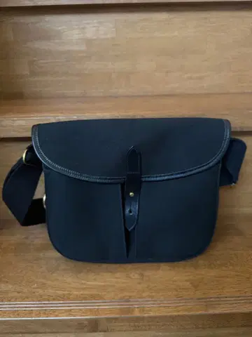 Brady 브레디 #STOUR 스토어 숄더백 BLK