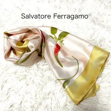 살바토레 페라가모 대형 실크 스카프 새상품급