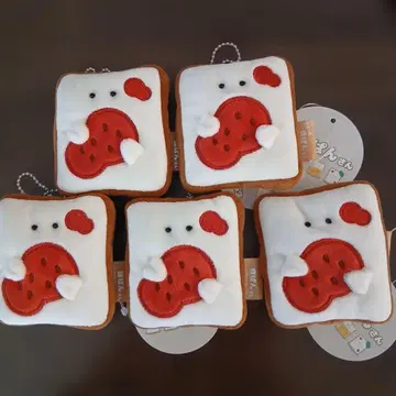 미사용 새상품 모찌 식빵 씨 딸기잼 씨 봉제 인형 스트랩 5개 세트