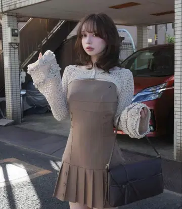 andmary Grenda pleats set mini dress