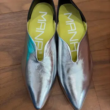 MANA 실버 스틸레토 플랫슈즈 35