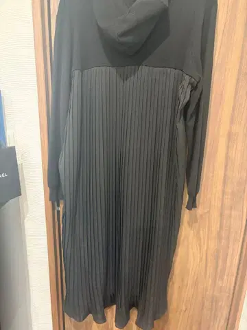 SnyFashion 후드 부착 블랙 롱 원피스