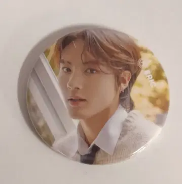 THE BOYZ THE B CAFE ERIC 캔뱃지 A