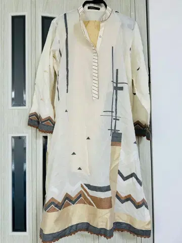 almirah 파키스탄/인도 민족 의상 아이보리 3점 세트