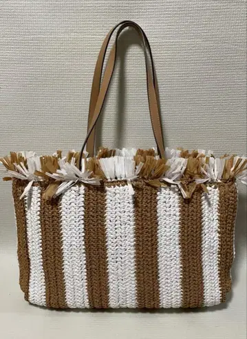 케이트 스페이드 뉴욕 스트라이프 디자인 바스켓백