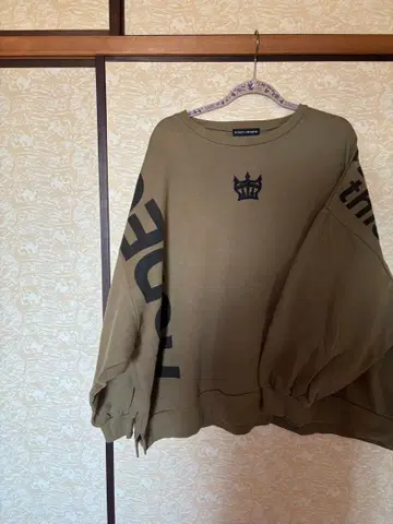 올리브 그린 로고 프린트 트레이닝복 RODEO