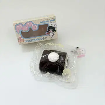 MoMo 허벅지 스퀴즈 크림 초콜릿 롤케이크