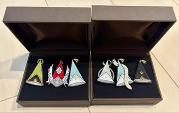 뾰족 모자의 아틀리에 자수 배지 세트