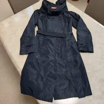 YUMA KOSHINO 네이비 나일론 트렌치코트