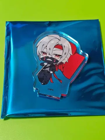 마네키네코 나침반 아크릴 스탠드 13 서틴 THIRTEEN