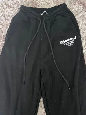 badblood 스웨트 팬츠