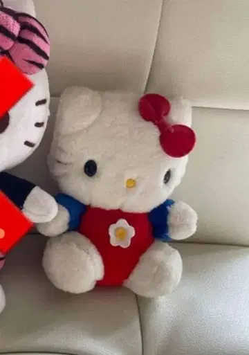 헬로키티 꽃 레트로 봉제 인형