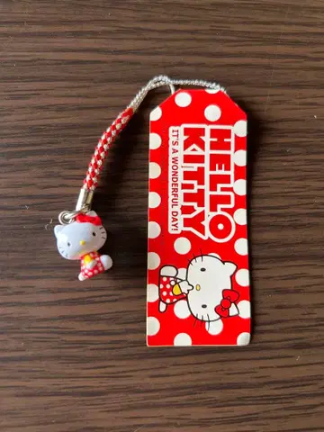 지역 한정 키티 it's wonderful day 스트랩