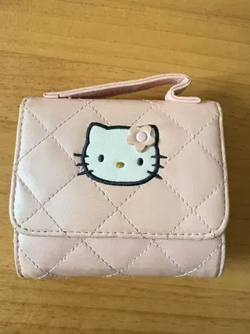 헬로키티 지갑 당시 물건 핑크 퀼트