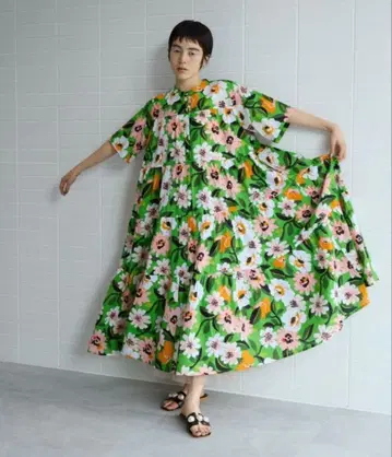 마냐나스 엘 테레사 롱 원피스 꽃무늬 반팔