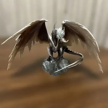 몬스터 헌터 월드 아이스본 제일복권 이벨카나 피규어