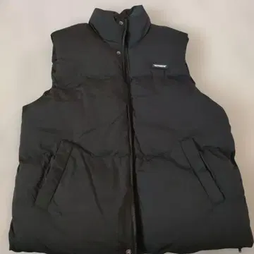 EXPENSIVE 블랙 다운 베스트