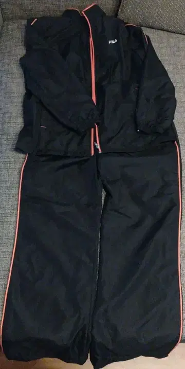 FILA 바람막이 상하의