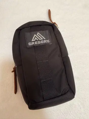 GREGORY 퀵 패디드 케이스 M