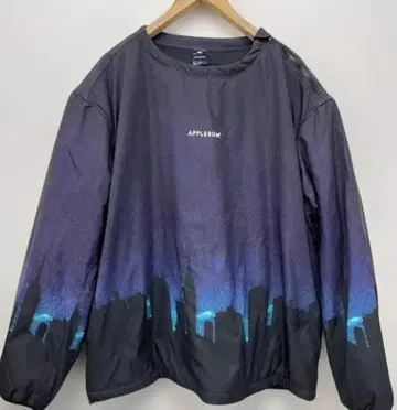 새상품 Applebum nas QUEENS 크루넥 풀오버