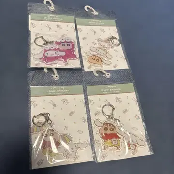 짱구는 못말려(크레용 신짱) x 시나몬 롤 아크릴 키링