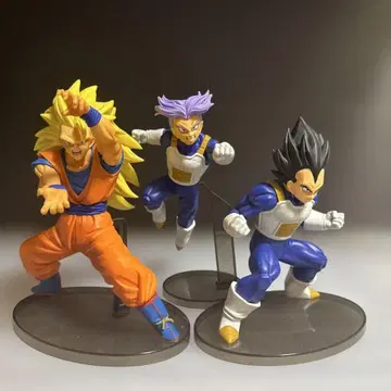 드래곤볼 초전사 열전 사이어인 3 손오공 베지터 트랭크스 피규어