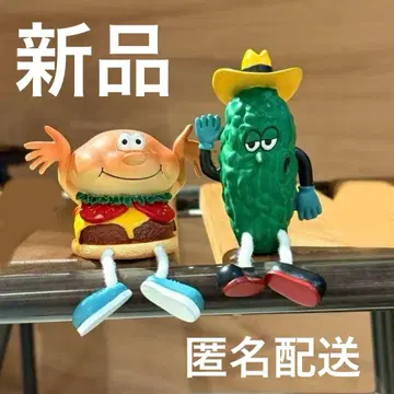 니코앤드 RYU AMBE 콜라보 앉아있는 오브제 햄버거 피클스