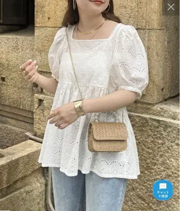 스퀘어 퍼프 코튼 레이스 페플럼 블라우스