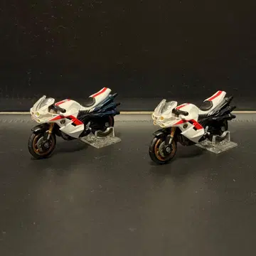 42. 토미카 프리미엄 신 가면라이더 1호, 2호 바이크 사이클론호 세트